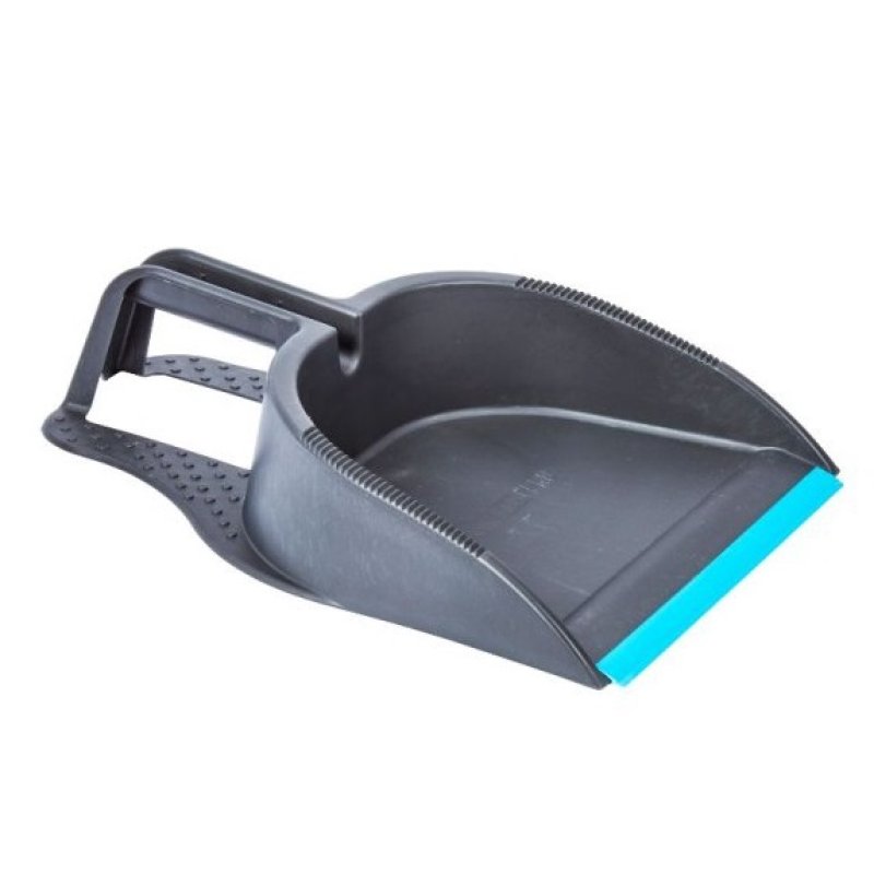 Yard Step-On Dustpan | Holbury Hardware Stores